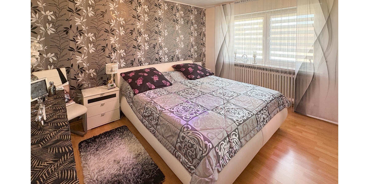 Schlafzimmer 1.OG Wohnung rechts