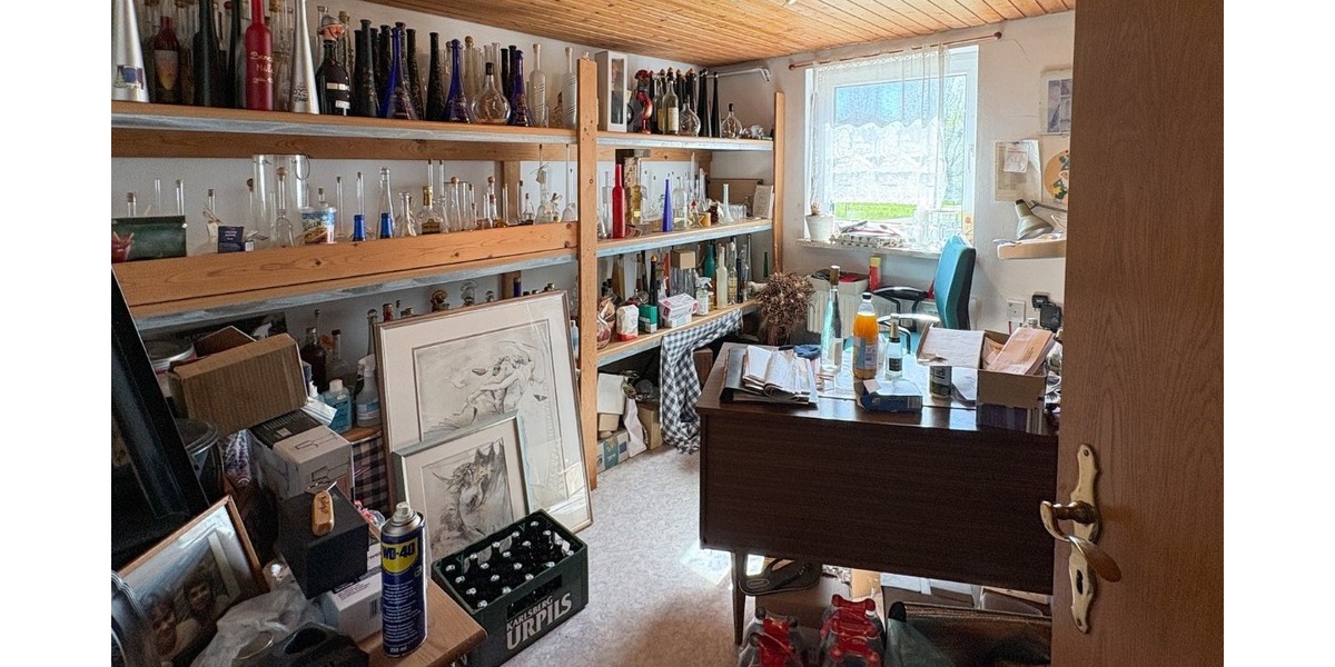 Büro EG Schnapsbrennerei Haupthaus