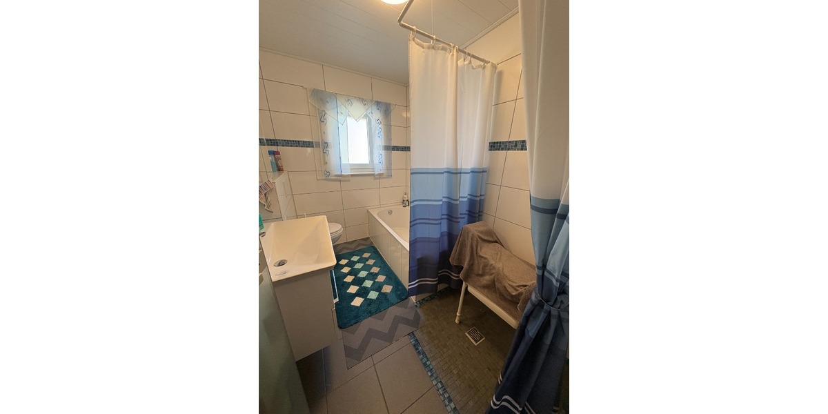 Badezimmer EG