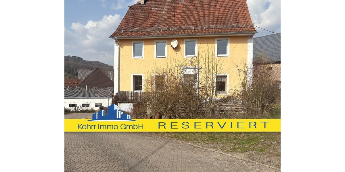 Charmantes, denkmalgeschütztes Einfamilienhaus mit Privatsphäre und Naturanschluss - Einfamilienhaus Niederalben | Angebot:25363338