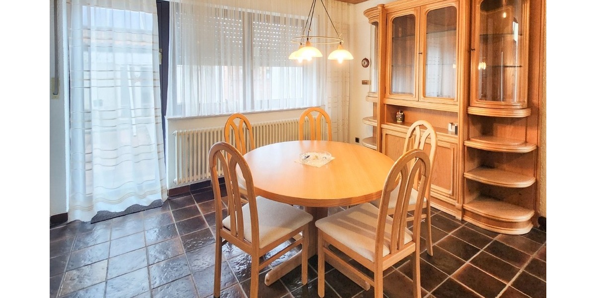 Esszimmer Kopie-Bearbeitet