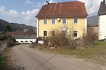 Charmantes Einfamilienhaus mit Privatsphäre und Naturanschluss - Einfamilienhaus Niederalben | Angebot:27317970