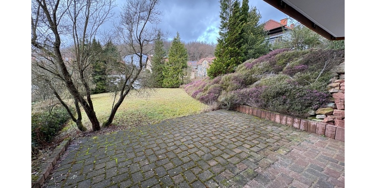Zugang zum Garten vom Kellergeschoss