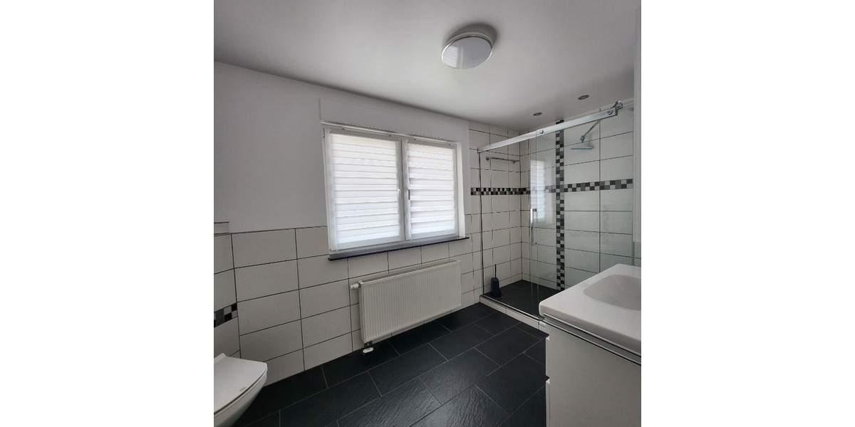 Bad EG mit Dusche
