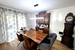 Großzügiges Wohnen für zwei Generationen: Poolbereich mit Poolbar & barrierefreiem EG - Zweifamilienhaus Katzweiler | Angebot:24408767
