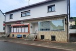 Wohn- und Geschäftshaus mit CaféLadenfläche und zwei Wohneinheiten in Steinbach am Glan - Zweifamilienhaus Steinbach am Glan | Angebot:26737427