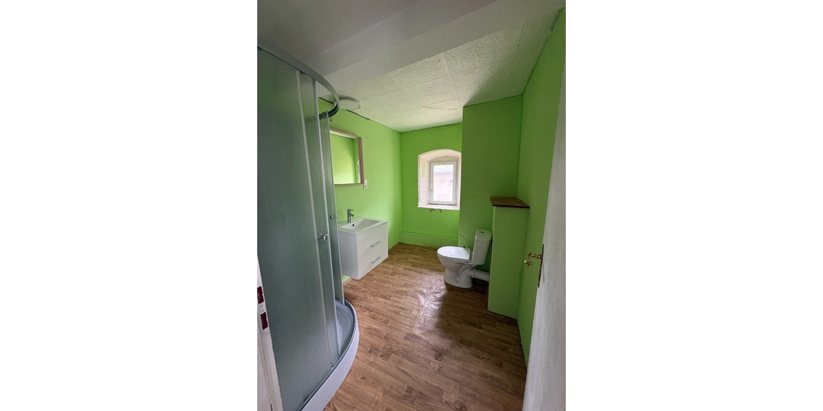 Gäste WC + Dusche 1. OG