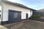 Großzügiges Wohnen für zwei Generationen: Poolbereich mit Poolbar & barrierefreiem EG - Zweifamilienhaus Katzweiler | Angebot:24408767